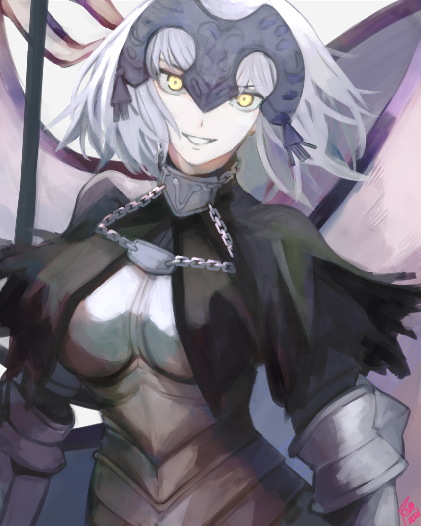 1girl armor armored_dress bangs breasts chain collar fate/grand_order fate_(series) flag gauntlets grin headpiece highres jeanne_d'arc_(alter)_(fate) jeanne_d'arc_(fate) large_breasts looking_at_viewer metal_collar moedredd plackart polearm short_hair silver_hair smile solo weapon yellow_eyes