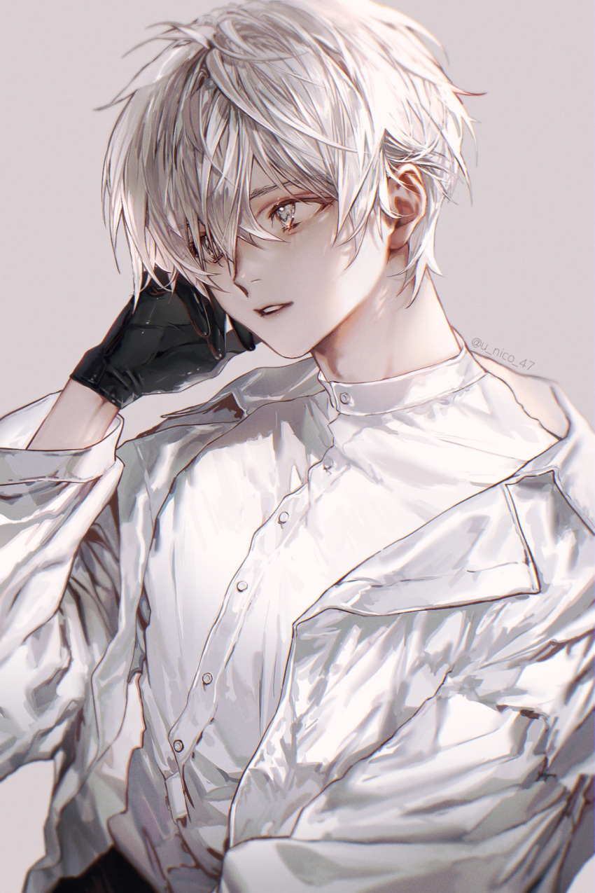 1boy black_gloves coat collared_shirt gloves grey_eyes grey_hair highres looking_to_the_side male_focus original pale_skin shirt silver_hair u_nico_47 white_shirt white_theme