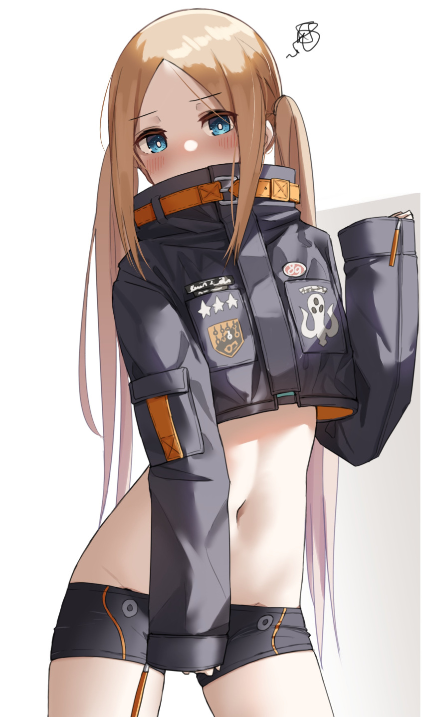 1girl abigail_williams_(fate) absurdres adapted_costume bangs black_jacket blonde_hair blue_eyes blush breasts cropped_jacket fate/grand_order fate_(series) forehead hair_bun heroic_spirit_traveling_outfit high_collar highres jacket kopaka_(karda_nui) long_hair long_sleeves looking_at_viewer orange_belt parted_bangs sleeves_past_fingers sleeves_past_wrists small_breasts