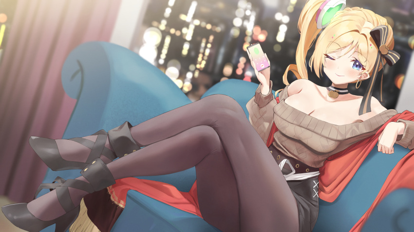 1girl aki_rosenthal bangs blonde_hair blush breasts cellphone closed_mouth colored_skin couch crossed_legs detached_hair eyebrows_visible_through_hair hair_ribbon highres holding holding_phone hololive large_breasts long_hair looking_at_viewer off_shoulder one_eye_closed parted_bangs phone ribbon short_hair side_ponytail sitting smartphone solo twin_(tt_lsh) violet_eyes virtual_youtuber