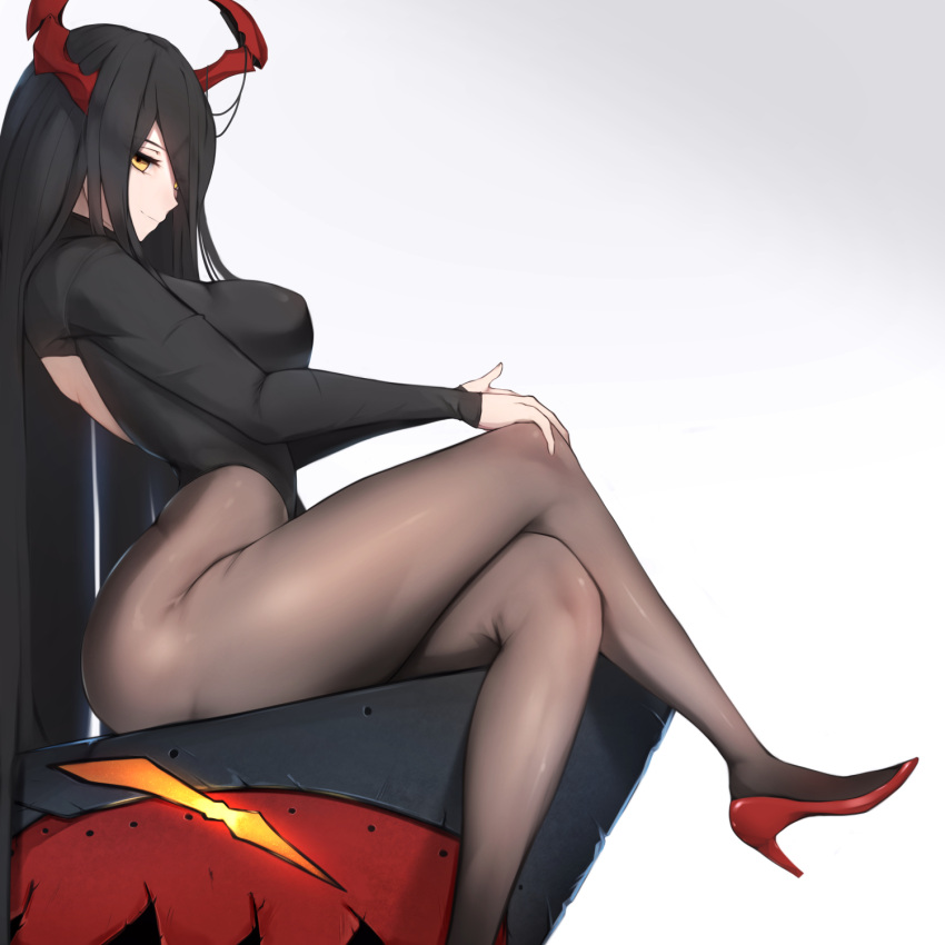 1girl azur_lane bare_back black_hair black_legwear breasts crossed_legs friedrich_der_grosse_(azur_lane) from_side grey_background hair_over_one_eye high-waist_pantyhose high_heels highres horns large_breasts long_hair looking_at_viewer mechanical_horns pantyhose red_footwear red_horns shoes simple_background sitting solo sonaworld taut_clothes very_long_hair yellow_eyes