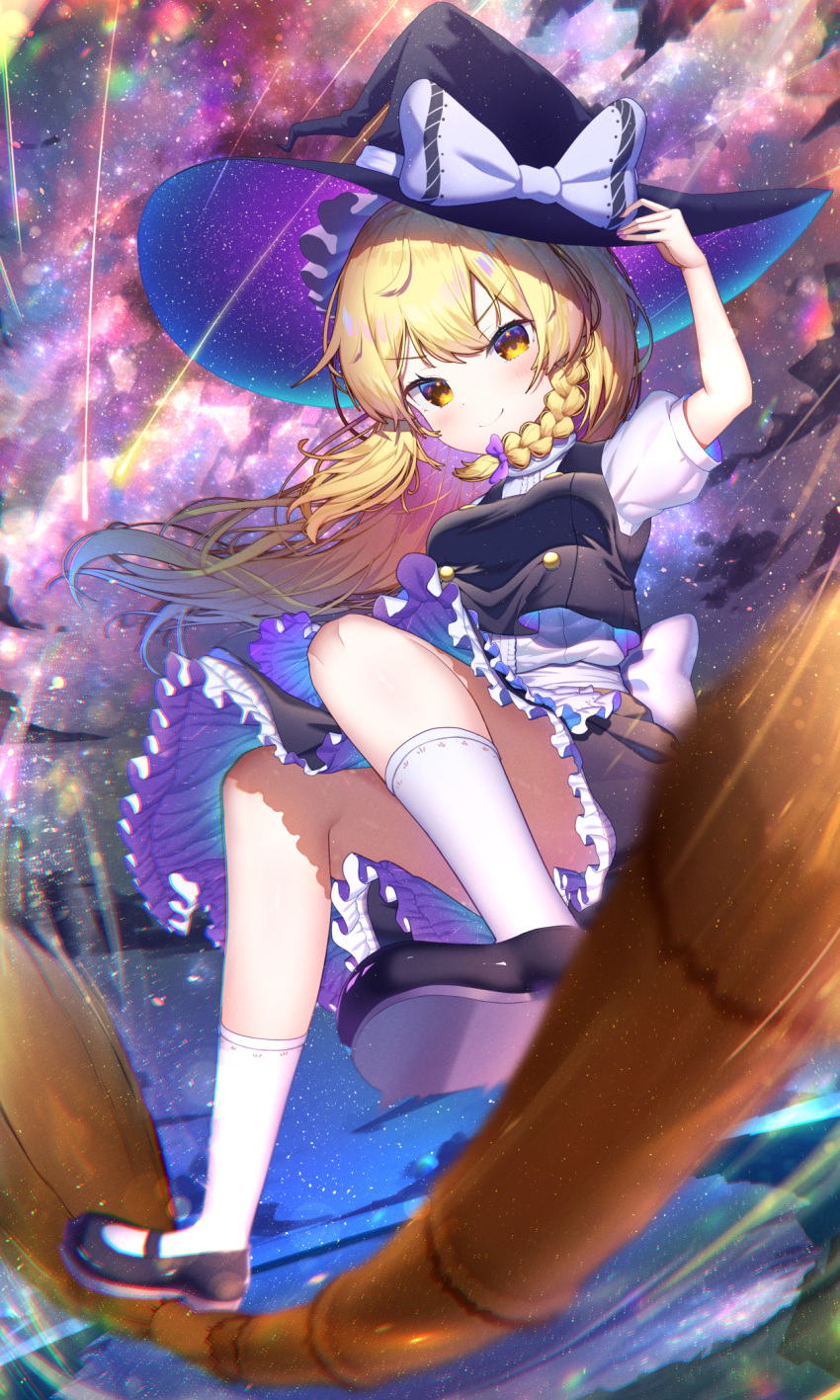 1girl bangs black_headwear blonde_hair blush braid broom broom_riding closed_mouth commentary_request eyebrows_visible_through_hair floating_hair hand_up hat highres kiramarukou kirisame_marisa long_hair mary_janes shoes side_braid single_braid smile solo space standing_on_broom star_(sky) touhou v-shaped_eyebrows white_legwear witch_hat yellow_eyes