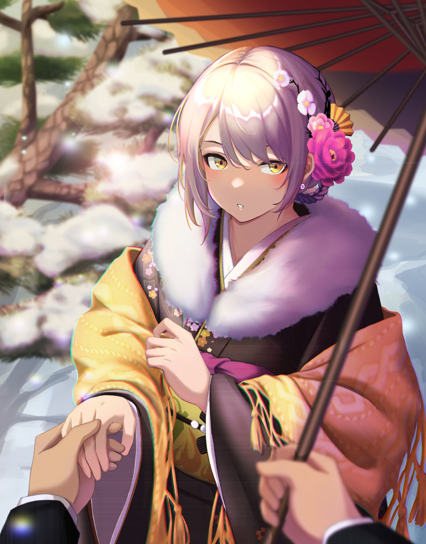 1girl 3_small_spiders :o absurdres bangs blonde_hair blush earrings eyebrows_visible_through_hair feet_out_of_frame flower fur-trimmed_kimono fur_trim girls_frontline hair_between_eyes hair_flower hair_ornament hand_grab highres holding holding_hands holding_umbrella japanese_clothes jewelry kimono looking_at_viewer official_alternate_costume oil-paper_umbrella open_mouth short_hair solo standing umbrella vector_(girls'_frontline) winter yellow_eyes