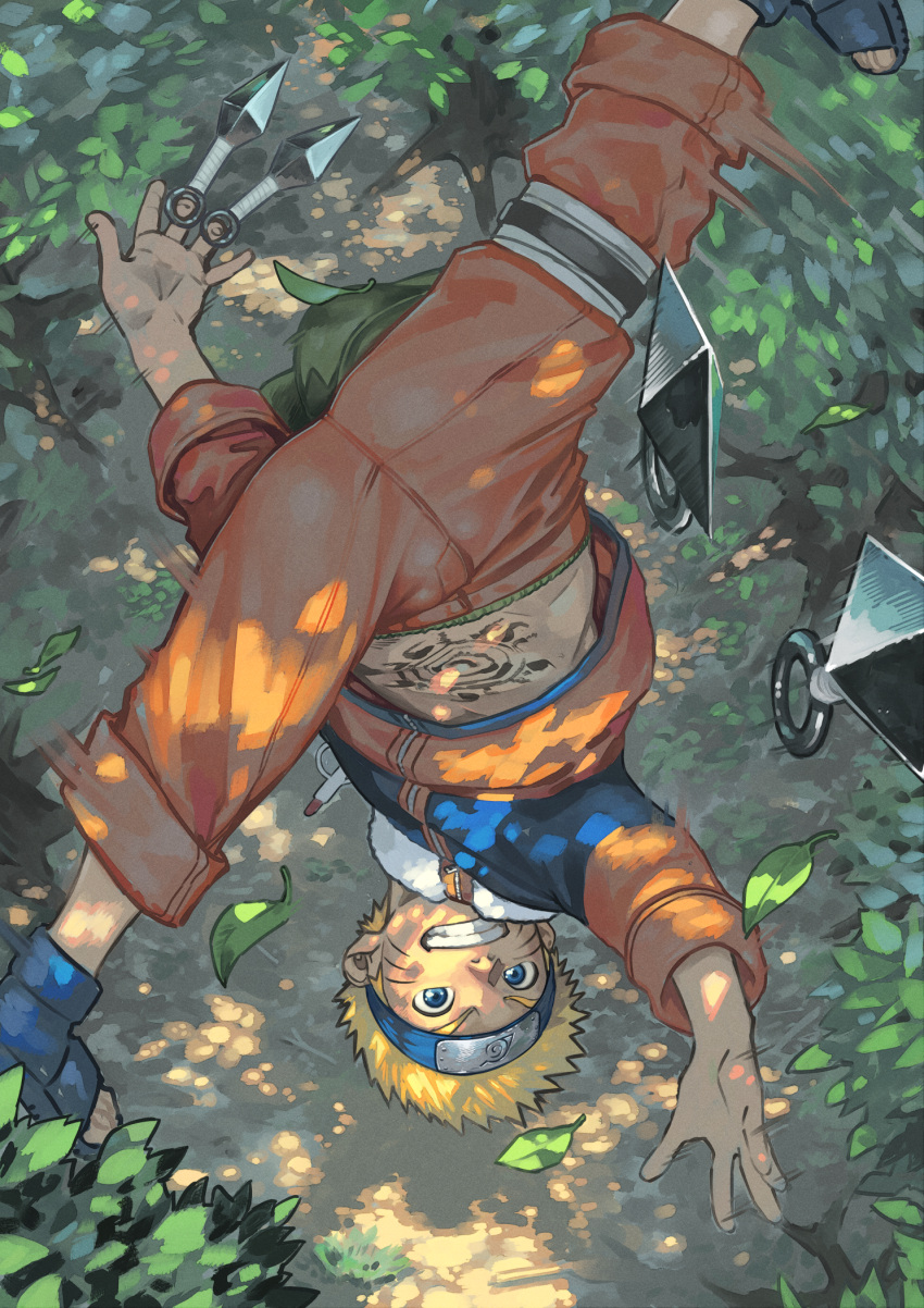 1boy between_fingers blonde_hair blue_eyes child commentary_request dagger headpiece highres holding holding_dagger holding_weapon knife leaf looking_at_viewer looking_up male_focus morning naruto naruto_(series) outdoors shigeru_(shounen_zoom) short_hair smile solo spinning spread_legs stomach_tattoo tattoo tree uzumaki_naruto weapon