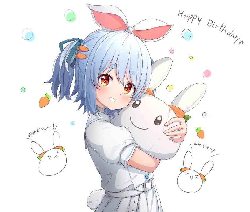 1girl ame. animal_ears bangs blue_hair blue_ribbon blush bunny-shaped_pupils carrot_hair_ornament commentary_request eyebrows_visible_through_hair food-themed_hair_ornament grin hair_between_eyes hair_ornament hair_ribbon happy_birthday highres hololive looking_at_viewer multicolored_hair nousagi_(usada_pekora) object_hug pleated_skirt puffy_short_sleeves puffy_sleeves rabbit_ears red_eyes ribbon shirt short_eyebrows short_sleeves simple_background skirt smile streaked_hair stuffed_animal stuffed_bunny stuffed_toy symbol-shaped_pupils thick_eyebrows translation_request twintails usada_pekora virtual_youtuber white_background white_hair white_shirt white_skirt