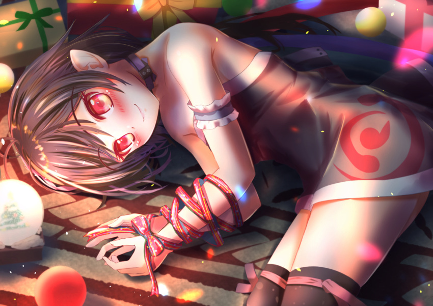 1girl adapted_costume arm_strap bangs belt_collar black_dress black_hair black_legwear blush bound bound_wrists breasts choker christmas closed_mouth collar commentary_request dress eyebrows_visible_through_hair feet_out_of_frame gift houjuu_nue looking_at_viewer pointy_ears purple_choker red_eyes red_ribbon ribbon ribbon_bondage short_dress short_hair small_breasts smile solo strapless strapless_dress thigh-highs touhou yakkyokuya
