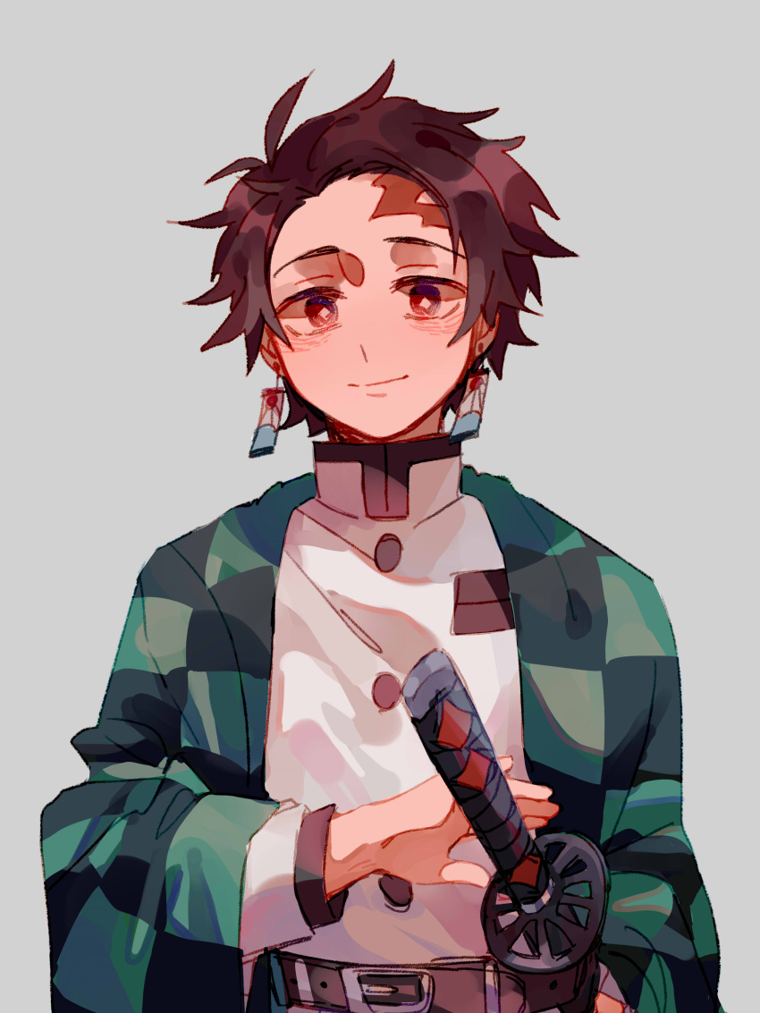 1boy absurdres belt belt_buckle brown_hair buckle checkered_haori chinese_commentary closed_mouth commentary_request earrings grey_background highres jacket jewelry kamado_tanjirou katana kimetsu_no_yaiba looking_at_viewer male_focus mogutofuoes ready_to_draw red_eyes scar scar_on_face scar_on_forehead short_hair simple_background smile solo sword symbol-shaped_pupils upper_body weapon white_jacket