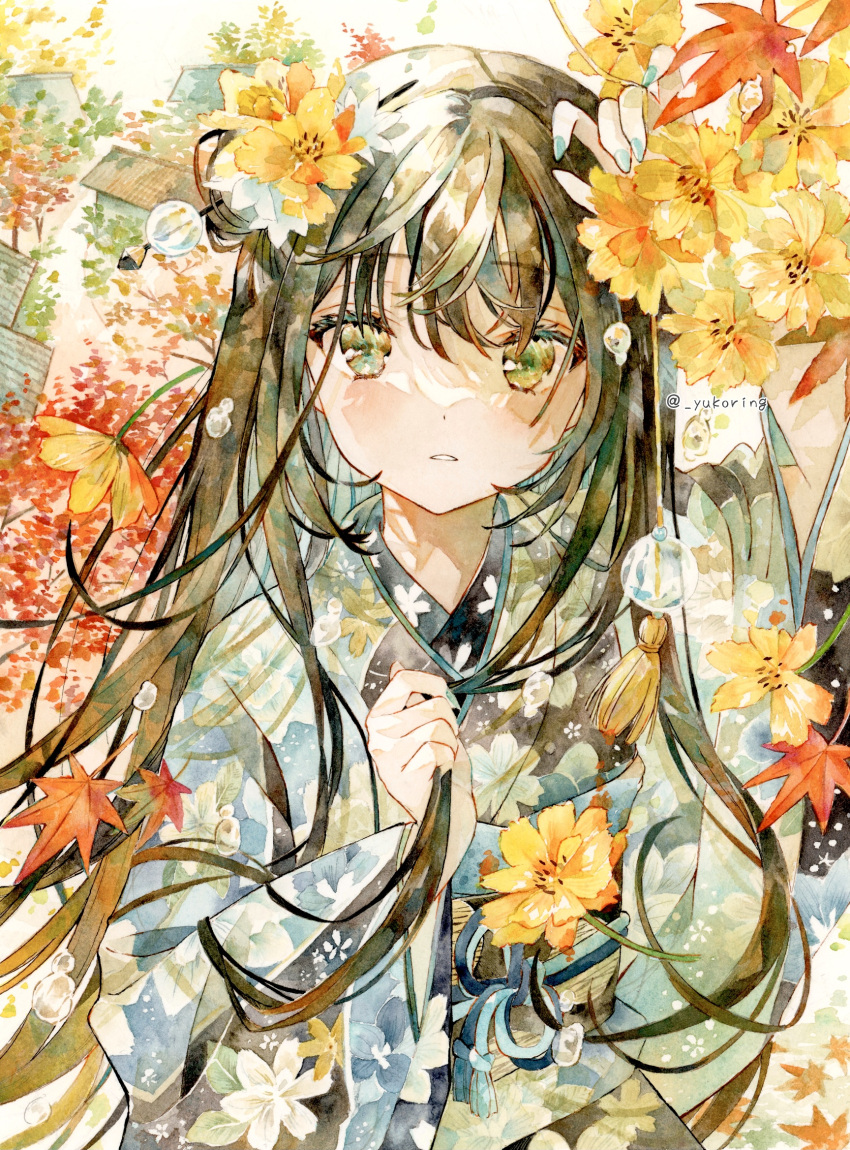 1girl aqua_nails autumn_leaves bangs black_hair commentary_request floral_print flower green_eyes hair_flower hair_ornament hairpin hand_up highres holding holding_hair japanese_clothes kimono leaf light_blush long_hair looking_at_viewer maple_leaf obi original painting_(medium) parted_lips sash solo standing sunlight traditional_media twitter_username upper_body water_drop watercolor_(medium) yukoring