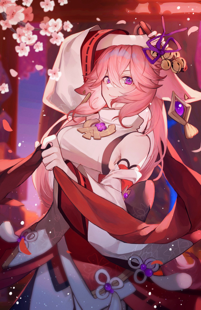 1girl bare_shoulders breasts cherry_blossoms closed_mouth commentary_request cowboy_shot detached_sleeves falling_petals flower flower_knot genshin_impact hand_up highres japanese_clothes kimono large_breasts light_particles long_hair long_sleeves looking_at_viewer outdoors petals pink_flower pink_hair purple_ribbon ribbon smile solo tassel tia_(tia_1207) violet_eyes vision_(genshin_impact) white_kimono white_sleeves yae_(genshin_impact)