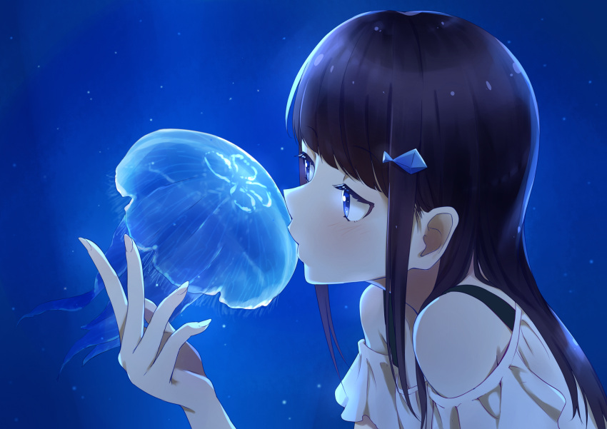 1girl bangs bare_shoulders black_hair blue_background blue_eyes blunt_bangs commentary frills glowing hair_ornament hairclip hand_up highres jellyfish kiss off_shoulder original sidelocks solo sparkle upper_body yaaben