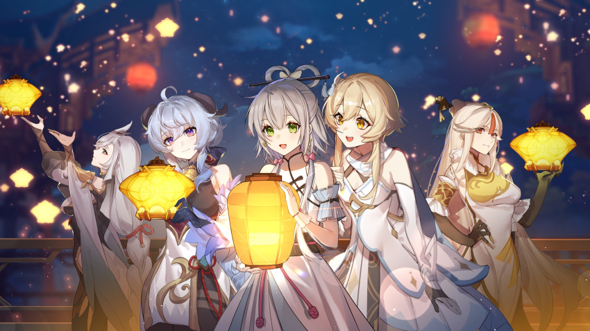 5girls :d absurdres ahoge bangs black_gloves blonde_hair blue_hair bow braid breasts character_request chinese_commentary closed_mouth commentary_request detached_sleeves dress earrings elbow_gloves eyebrows_visible_through_hair ganyu_(genshin_impact) genshin_impact gloves goat_horns hair_between_eyes hair_ornament hair_rings hair_stick hand_on_hip highres holding holding_lantern horns jewelry lantern lantern_festival long_hair long_sleeves lumine_(genshin_impact) medium_breasts multiple_girls night night_sky ningguang_(genshin_impact) paper_lantern pink_bow shenhe_(genshin_impact) silver_hair sky sky_lantern sleeveless sleeveless_dress smile white_dress white_gloves yolanda
