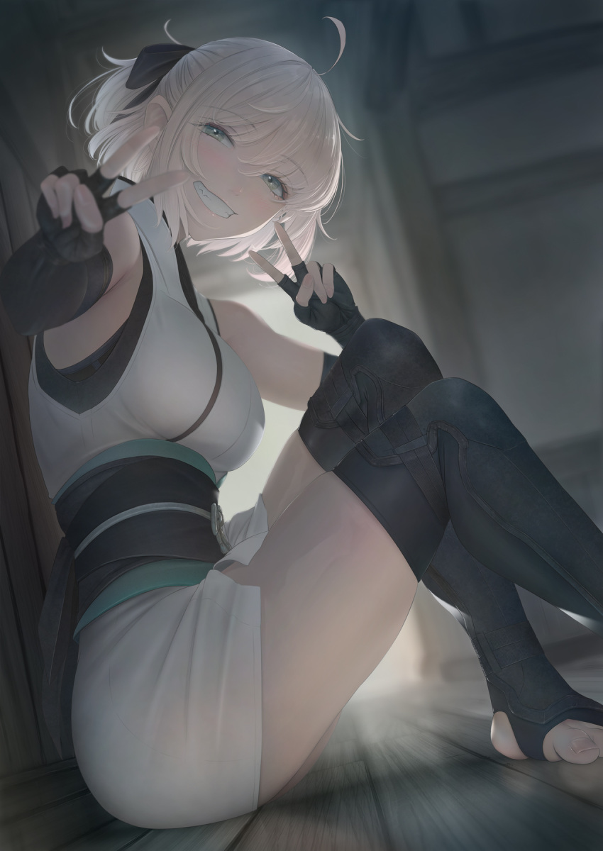 1girl against_wall ahoge black_ribbon blonde_hair blush breasts double_v fate/grand_order fate_(series) fingerless_gloves gloves grey_eyes highres imizu_(nitro_unknown) indoors japanese_clothes kimono kimono_skirt knees_to_chest looking_at_viewer medium_breasts okita_souji_(fate) ponytail reflection ribbon sleeveless sleeveless_kimono smile solo stirrup_legwear thigh-highs thighs toeless_legwear v wooden_floor