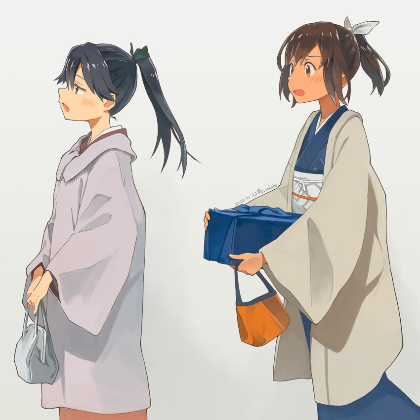 2girls black_eyes black_hair blue_kimono blush brown_eyes brown_hair dated furisode grey_background hair_between_eyes highres holding houshou_(kancolle) i-401_(kancolle) japanese_clothes kantai_collection kimono kusakabe_(kusakabeworks) long_hair long_sleeves multiple_girls obi official_alternate_costume open_mouth ponytail sash short_hair simple_background twitter_username wide_sleeves