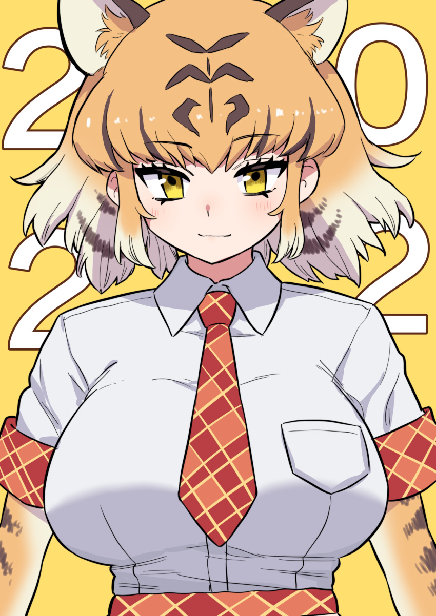 1girl 2022 animal_ear_fluff animal_ears animal_print breast_pocket breasts chinese_zodiac commentary_request elbow_gloves extra_ears eyebrows_visible_through_hair gloves gradient_hair highres kemono_friends large_breasts looking_at_viewer multicolored_hair necktie oogushi_aritomo orange_hair plaid_trim pocket print_gloves print_necktie shirt short_hair short_sleeves simple_background smile solo tiger_(kemono_friends) tiger_ears tiger_print upper_body white_hair white_shirt year_of_the_tiger yellow_background yellow_eyes