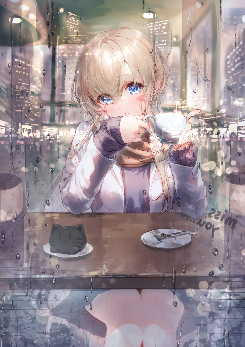 1girl absurdres bangs black_sweater blonde_hair blue_eyes blurry blurry_background bokeh building cafe city_lights coat commentary crossed_bangs cup dentaku_music depth_of_field eyebrows_visible_through_hair hair_between_eyes highres holding holding_cup indoors legs_together light_blush long_hair looking_at_viewer night original parted_lips rain reflection sitting solo sweater table water_drop white_coat