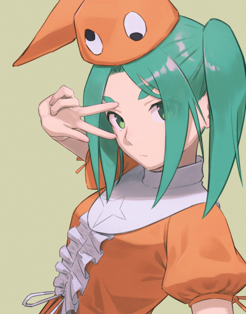 1girl aqua_hair arm_up bangs breasts closed_mouth dress expressionless eyebrows_visible_through_hair eyes_visible_through_hair green_eyes hat high_collar highres long_hair looking_at_viewer monogatari_(series) multicolored_clothes multicolored_dress ononoki_yotsugi orange_dress orange_headwear parted_bangs puffy_short_sleeves puffy_sleeves short_sleeves simple_background small_breasts solo thick_eyebrows twintails upper_body v v_over_eye white_dress yellow_background yy_seven
