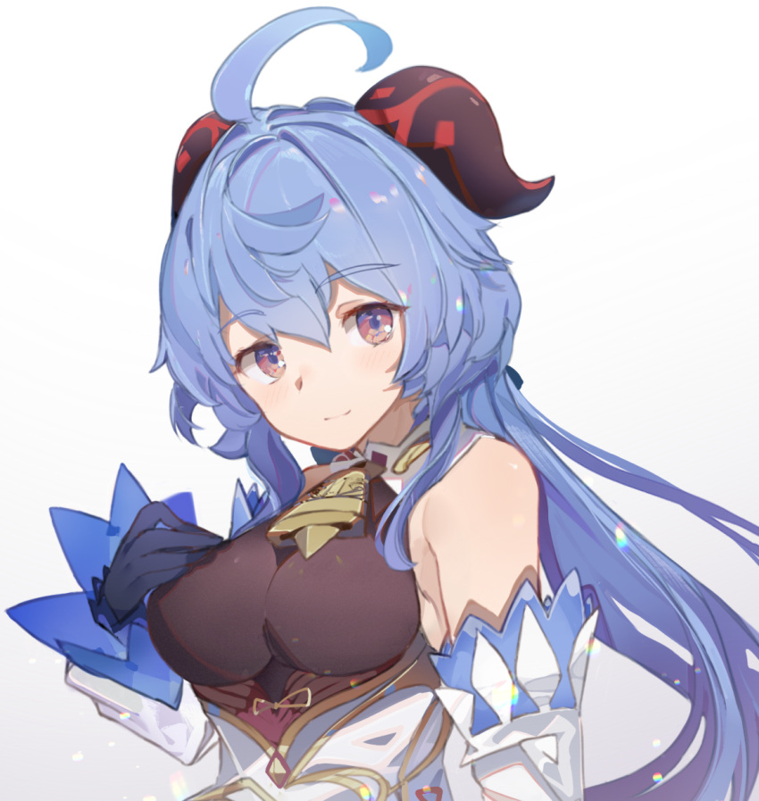 ahoge bangs bare_shoulders bell black_gloves blue_hair breasts detached_sleeves eyebrows_visible_through_hair ganyu_(genshin_impact) genshin_impact gloves gold_trim hand_on_own_chest highres horns long_hair looking_at_viewer low_ponytail medium_breasts neck_bell same_(sendai623) sidelocks smile solo upper_body violet_eyes white_background white_sleeves