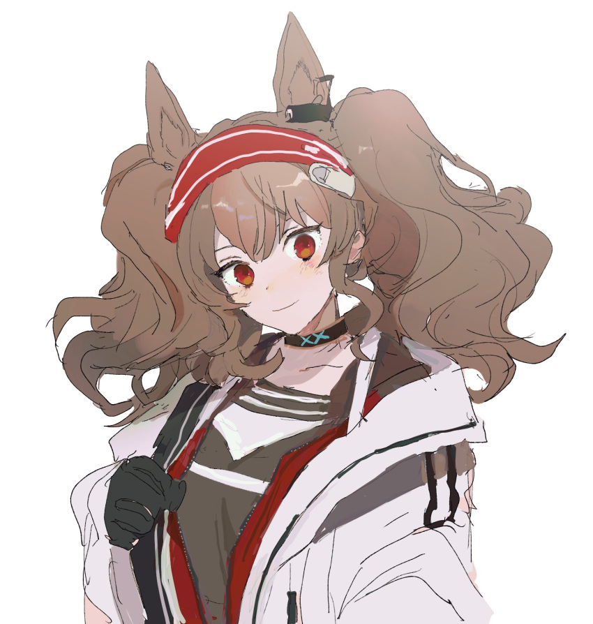 1girl angelina_(arknights) animal_ears arknights bangs black_gloves brown_hair coat dal-gi earpiece fox_ears fox_girl gloves hairband highres infection_monitor_(arknights) long_hair looking_at_viewer open_clothes open_coat red_eyes red_hairband sidelocks simple_background smile solo twintails upper_body white_background white_coat