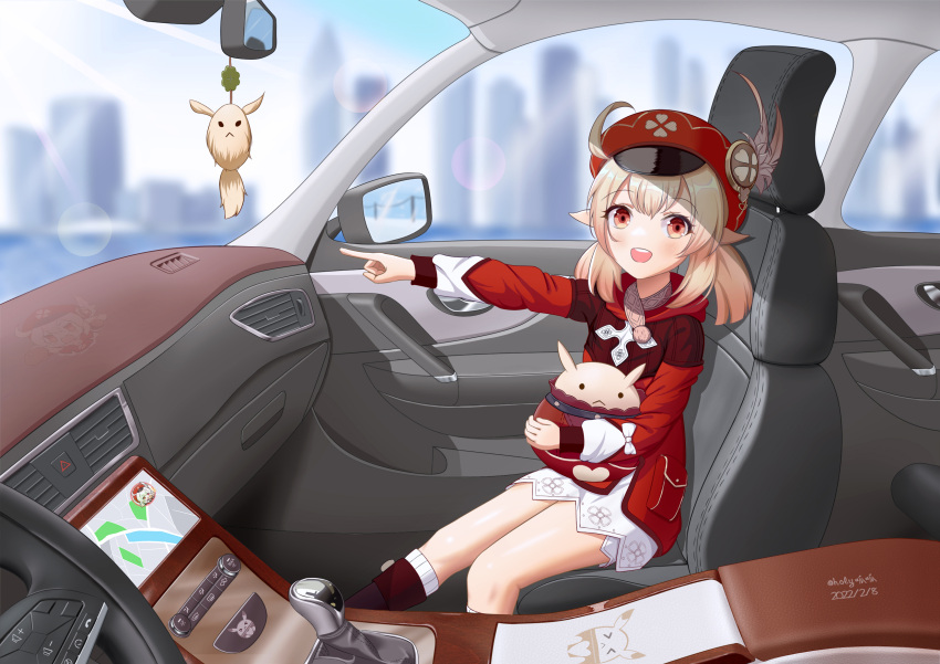 1girl :d ahoge bangs bloomers blurry boots brown_footwear brown_gloves brown_scarf building cabbie_hat car car_interior car_seat chibi clover_print coat commentary_request dashboard depth_of_field dodoco_(genshin_impact) doll_hug eyebrows_visible_through_hair genshin_impact gloves gps ground_vehicle hair_between_eyes hat highres holy_guagua jumpy_dumpty klee_(genshin_impact) light_brown_hair long_hair long_sleeves looking_at_viewer low_twintails mirror motor_vehicle object_hug orange_eyes pocket pointing red_coat red_headwear scarf sidelocks sitting skyline skyscraper smile solo stuffed_animal stuffed_toy thigh-highs thigh_boots twintails underwear