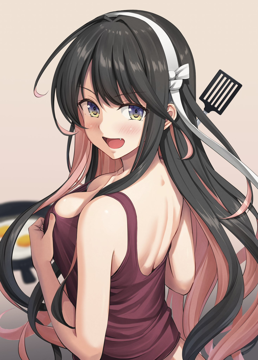 1girl alternate_costume black_hair blurry breasts commentary_request cooking depth_of_field egg_(food) fang fried_egg from_behind hairband highres ichikawa_feesu kantai_collection large_breasts long_hair multicolored_hair naganami_(kancolle) naganami_kai_ni_(kancolle) pink_hair purple_tank_top solo tank_top two-tone_hair upper_body violet_eyes white_hairband
