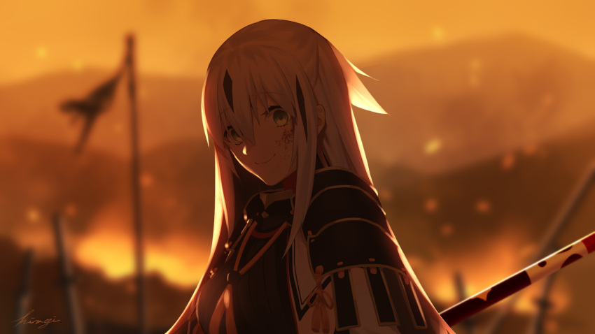 1girl battlefield blood blood_on_face blurry blurry_background crazy_eyes fate/grand_order fate_(series) fire green_eyes kibou long_hair nagao_kagetora_(fate) polearm signature smile spear weapon white_hair