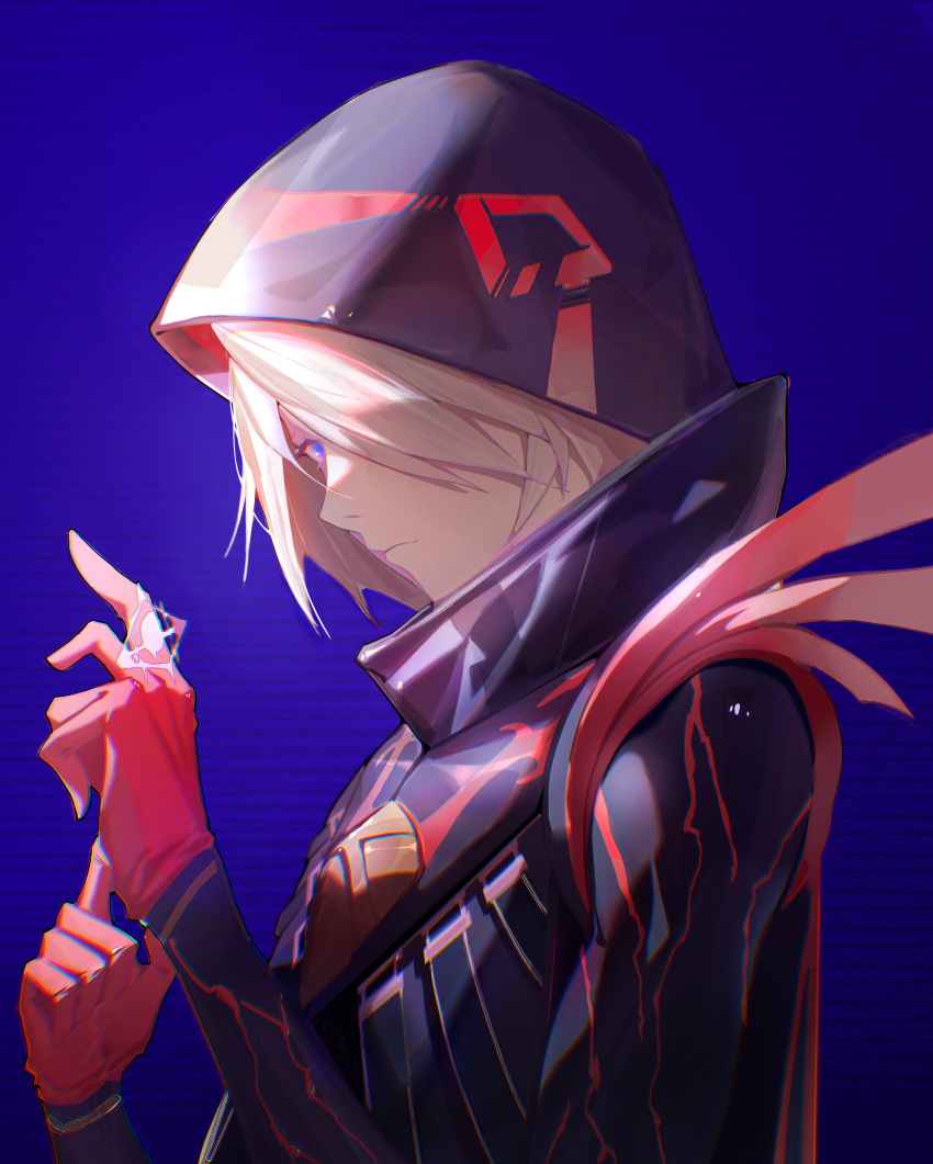 1boy absurdres bangs black_coat blue_background blue_eyes coat colored_skin fate/grand_order fate_(series) gloves gradient gradient_background hair_over_one_eye highres hood jnsi_(xmcz7554) karna_(fate) karna_(santa)_(fate) looking_to_the_side male_focus red_gloves short_hair solo type-moon upper_body white_hair white_skin