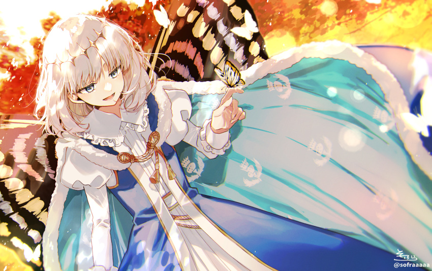 1boy :d animal animal_on_hand blue_cloak blue_dress blurry blurry_background bug butterfly butterfly_on_hand butterfly_wings cloak collared_dress depth_of_field dress dutch_angle fate/grand_order fate_(series) frilled_shirt_collar frills fur-trimmed_cloak fur_trim grey_eyes highres juliet_sleeves long_sleeves male_focus oberon_(fate) puffy_sleeves signature smile sofra solo twitter_username white_dress white_hair wings