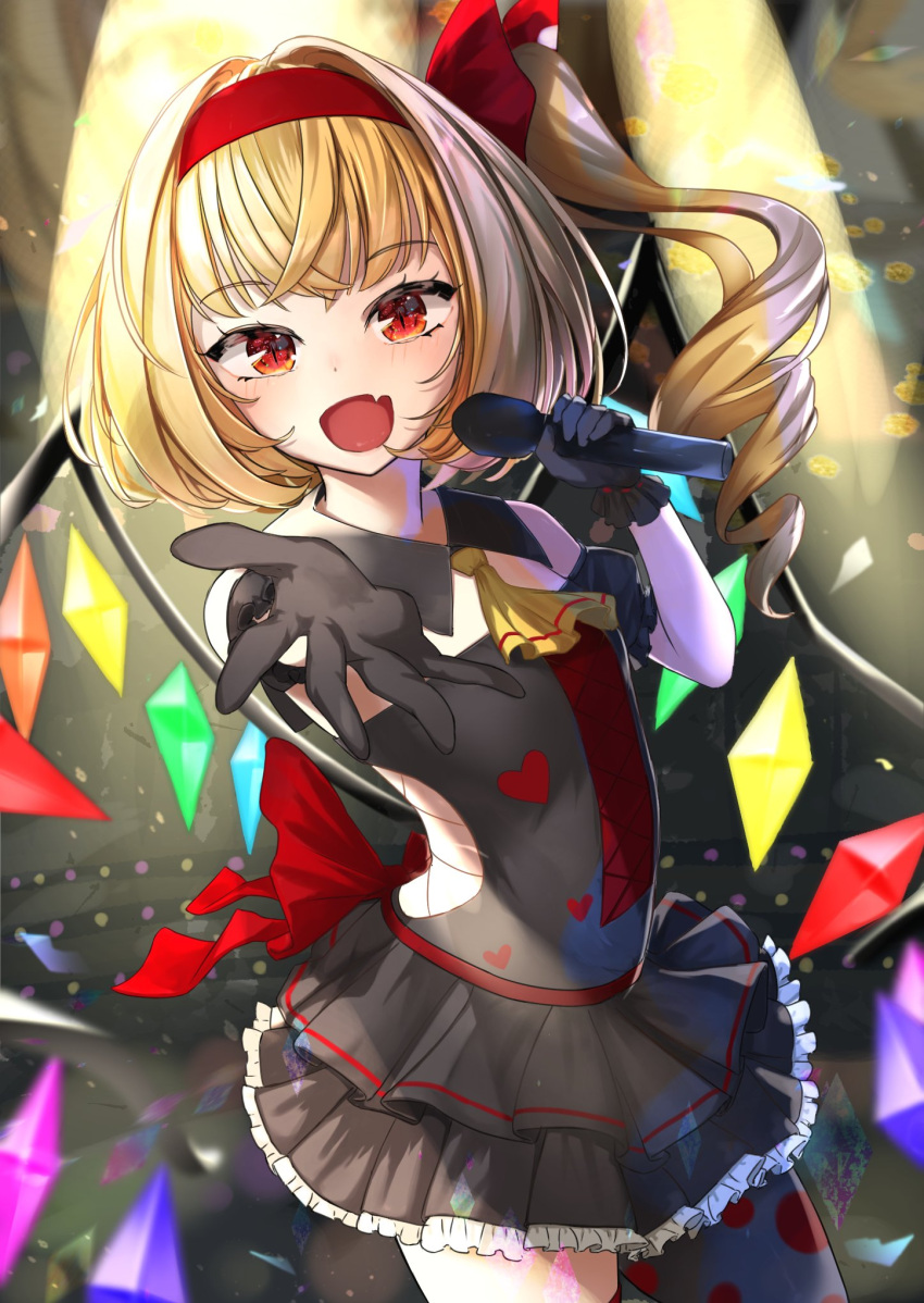 1girl :d alternate_costume ascot bangs bare_shoulders black_dress black_legwear black_skirt blonde_hair blunt_bangs blurry blush bow contrapposto cowboy_shot crystal depth_of_field dress ei_tantan eyebrows_visible_through_hair fang flandre_scarlet flat_chest foreshortening hair_bow hairband happy heart heart_print highres holding holding_microphone light_rays looking_at_viewer medium_hair microphone no_hat no_headwear one_side_up open_mouth petticoat reaching_out red_bow red_hairband skin_fang skirt slit_pupils smile solo thigh-highs touhou wings yellow_ascot