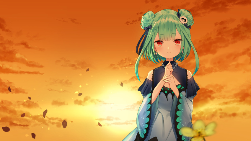 1girl bangs blue_dress commentary_request double_bun dress eyebrows_visible_through_hair from_behind green_hair highres hololive looking_at_viewer red_eyes sky smile solo sunset uruha_rushia virtual_youtuber yasuyuki