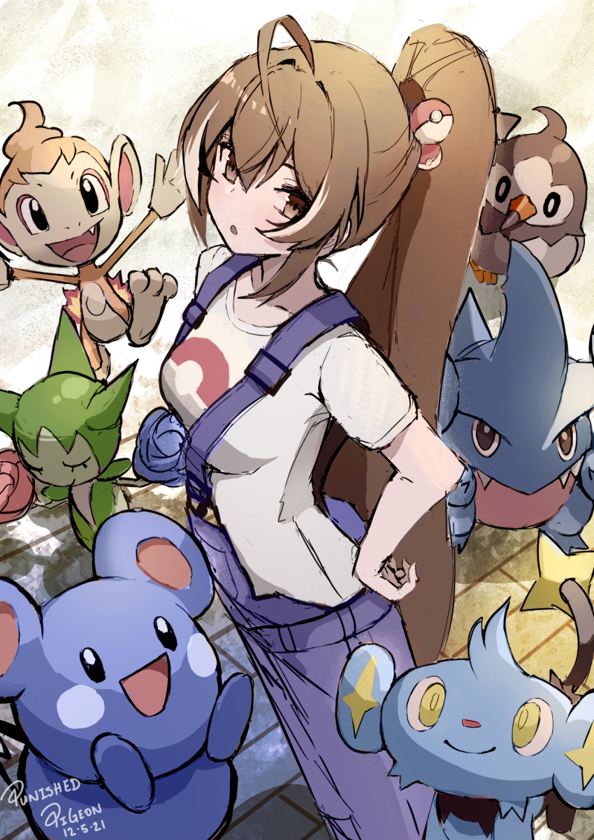 1girl :o ahoge alternate_costume azurill bangs blue_overalls brown_eyes brown_hair chimchar cosplay dawn_(pokemon)_(cosplay) fire flower from_above gible hand_on_hip highres hikari_(pokemon) hololive hololive_english long_hair multicolored_hair nanashi_mumei overalls poke_ball poke_ball_hair_ornament poke_ball_print pokemon pokemon_(game) pokemon_dppt ponytail punished_pigeon roselia shinx shirt starly streaked_hair t-shirt very_long_hair virtual_youtuber white_shirt