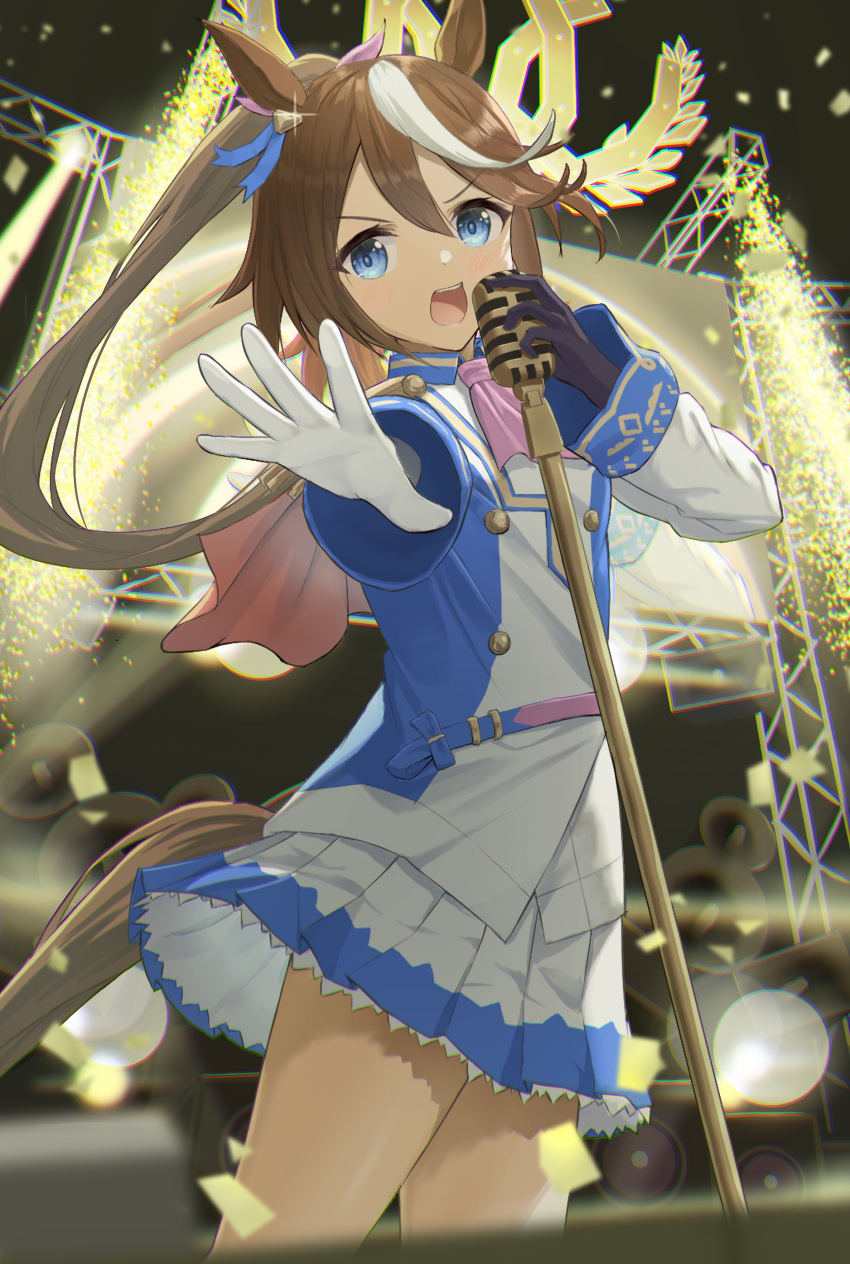 1girl absurdres animal_ears ascot asymmetrical_legwear bangs blue_eyes brown_hair buttons capelet confetti cyan_71 double-breasted glint gloves highres holding holding_microphone horse_ears horse_girl horse_tail jacket light_blush long_sleeves looking_at_viewer microphone microphone_stand miniskirt mismatched_legwear multicolored_hair open_mouth pink_ascot pleated_skirt ponytail purple_gloves reaching_out skirt solo speaker stage standing streaked_hair tail teeth tokai_teio_(umamusume) umamusume upper_teeth v-shaped_eyebrows white_gloves white_jacket white_skirt