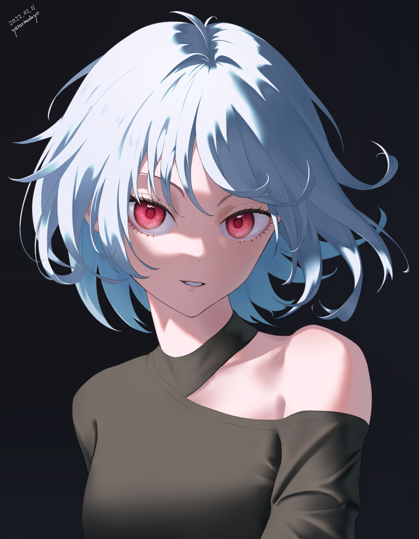 1girl 2022 absurdres asymmetrical_clothes black_background black_shirt collarbone dated highres looking_at_viewer original parted_lips red_eyes shirt short_hair signature silver_hair solo upper_body yatarime