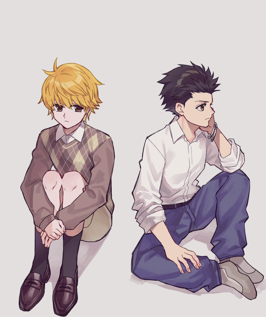 2boys black_hair blonde_hair bracelet brown_eyes ging_freecss highres hugging_own_legs hunter_x_hunter jewelry male_focus multiple_boys pariston_hill shorts sitting sleeves_rolled_up sss14sana sweater younger