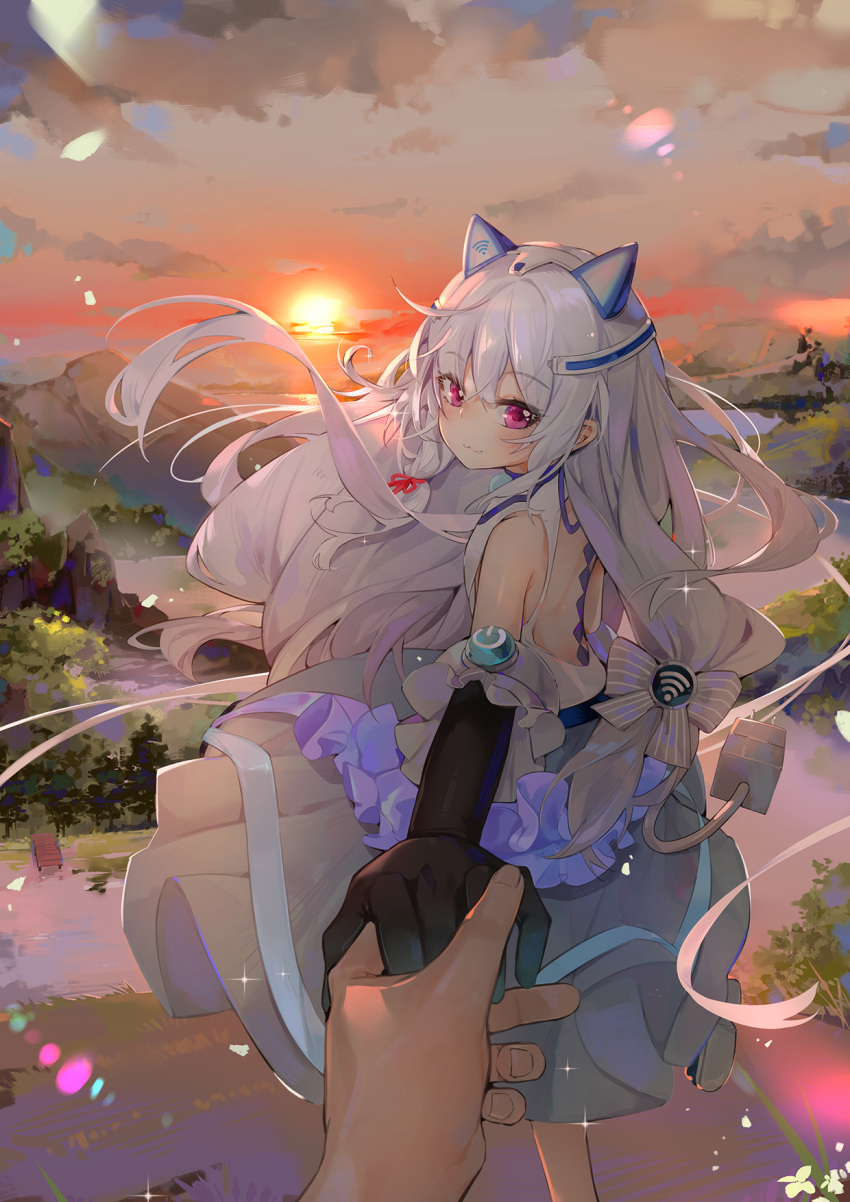 1boy 1girl bangs bare_shoulders black_gloves blush closed_mouth clouds cloudy_sky commentary dema_hmw elbow_gloves eyebrows_visible_through_hair gloves hair_between_eyes headgear highres holding_hands indie_virtual_youtuber long_hair looking_at_viewer looking_to_the_side mountain outdoors outstretched_arm padko silver_hair sky smile solo_focus standing sun sunset tail very_long_hair violet_eyes virtual_youtuber wifi_symbol