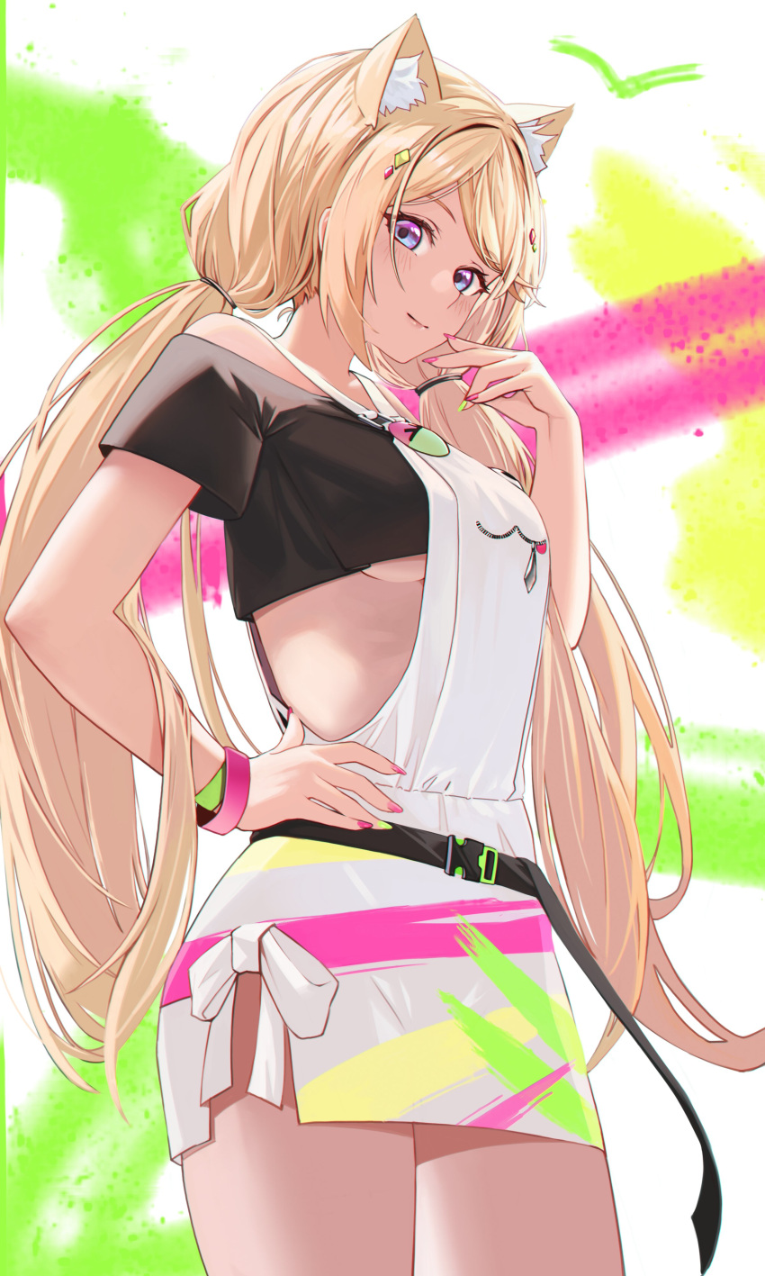 1girl absurdres aki_rosenthal animal_ear_fluff animal_ears anizi bangs black_shirt blonde_hair breasts cat_ears closed_mouth cowboy_shot crop_top extra_ears green_nails hair_ornament hand_on_hip hand_up highres hololive long_hair looking_at_viewer multicolored_nails nail_polish overall_skirt overalls pink_nails shirt smile solo standing twintails under_boob very_long_hair violet_eyes virtual_youtuber wristband