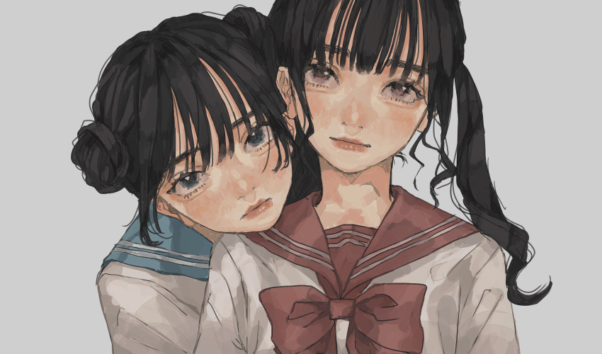 2girls absurdres bangs black_hair blue_eyes blue_sailor_collar bow bowtie closed_mouth commentary double_bun english_commentary grey_background highres hug hug_from_behind long_hair looking_at_viewer multiple_girls original pink_eyes red_bow red_bowtie red_lips red_sailor_collar sailor_collar school_uniform serafuku shirt simple_background twintails upper_body white_shirt yudoufu_(yudouhu_1212)