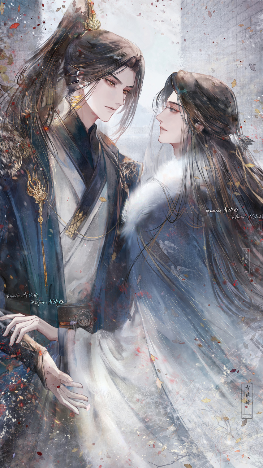 2boys absurdres black_hair china_dress chinese_clothes couple cowboy_shot dress from_side fur high_ponytail highres liguasu long_hair looking_at_another multiple_boys profile three_hundred_years_without_seeing_an_immortal