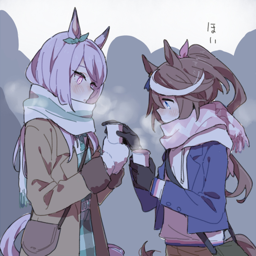2girls animal_ears bag black_gloves blue_eyes blue_jacket blush breath brown_coat coat cold commentary_request crowd cup disposable_cup dress gloves green_dress handbag highres holding holding_cup hood hood_down hoodie horse_ears horse_girl horse_tail jacket long_hair long_sleeves mejiro_mcqueen_(umamusume) mittens multicolored_hair multiple_girls parted_lips pink_eyes pink_hair plaid plaid_dress ponytail ree_(re-19) scarf shoulder_bag streaked_hair tail tokai_teio_(umamusume) umamusume upper_body white_hoodie