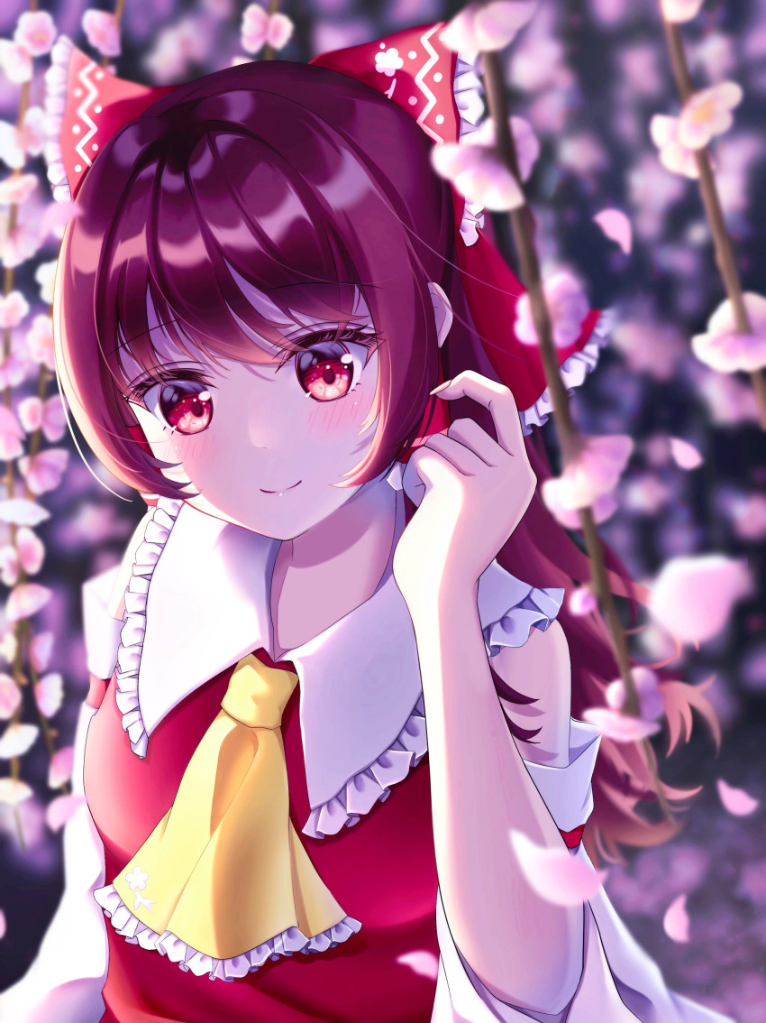 1girl absurdres ascot bangs blurry blurry_background bow closed_mouth detached_sleeves eyebrows_visible_through_hair frilled_bow frills hair_between_eyes hair_bow hair_tubes hakurei_reimu highres kazan_(pixiv56845804) long_hair looking_at_viewer petals purple_hair red_bow red_eyes shiny shiny_hair shirt sleeveless sleeveless_shirt smile solo touhou upper_body white_shirt white_sleeves yellow_ascot