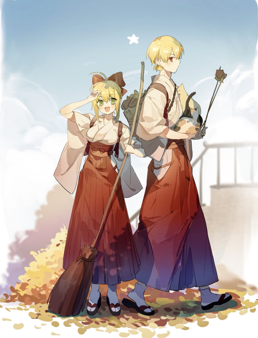 1boy 1girl ahoge alternate_costume bangs blonde_hair cat e_(h798602056) earrings eyebrows_visible_through_hair fate/grand_order fate_(series) full_body gilgamesh_(fate) green_eyes hakama hakama_pants highres japanese_clothes jewelry leaf long_hair looking_at_viewer nero_claudius_(fate) nero_claudius_(fate/extra) pants red_eyes short_hair sky