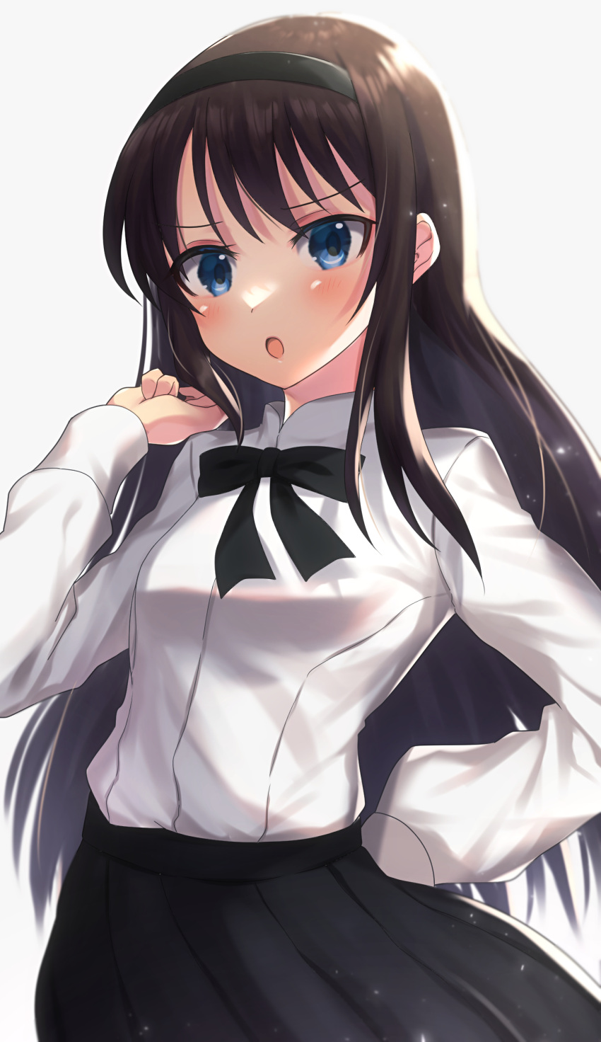 1girl :o absurdres black_bow black_hair black_hairband black_skirt blue_eyes blush bow bowtie commentary_request eyebrows_visible_through_hair grey_background hairband hand_on_hip highres itsuka_neru long_hair long_sleeves looking_at_viewer shirt simple_background skirt solo tohno_akiha tsukihime tsukihime_(remake) upper_body very_long_hair white_shirt