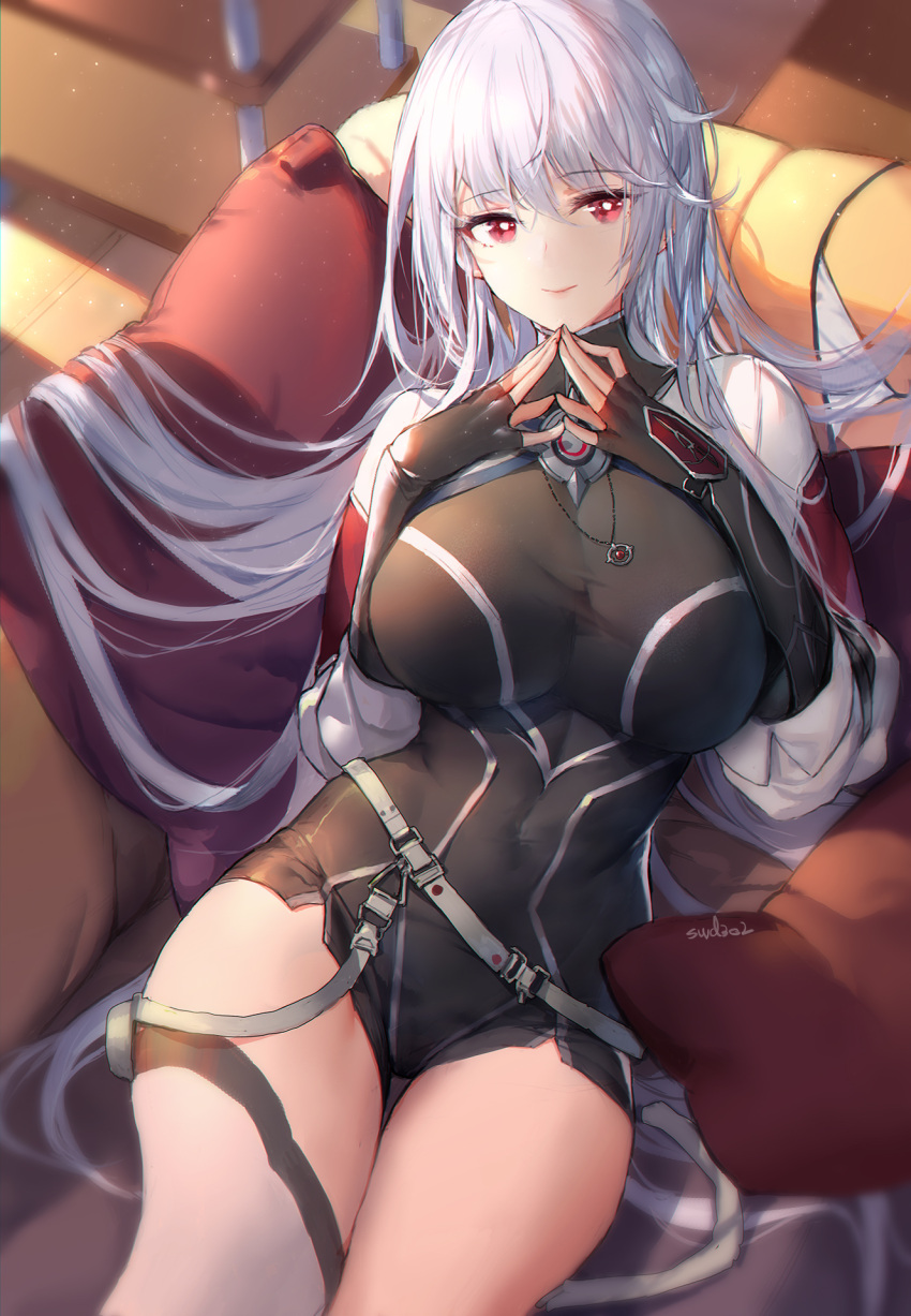 1girl bangs bare_shoulders blush breasts closers highres large_breasts long_hair looking_at_viewer mirae_(closers) red_eyes smile solo swd3e2 thighs white_hair