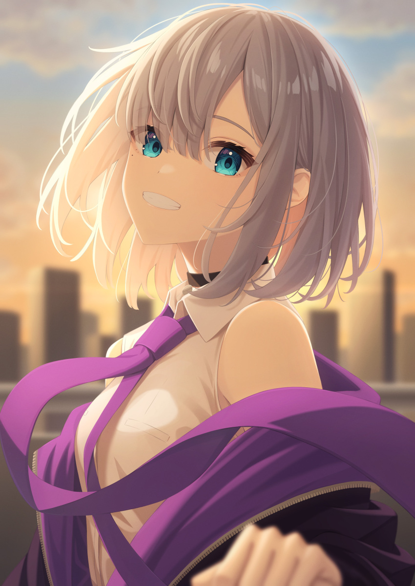 1girl absurdres backlighting bare_shoulders black_choker black_jacket blue_eyes blurry blurry_background breasts choker cityscape collared_shirt depth_of_field dusk grey_hair grin highres jacket kaga_sumire long_sleeves looking_at_viewer necktie ochiai_miyabi off_shoulder open_clothes open_jacket shirt short_hair sleeveless sleeveless_shirt small_breasts smile solo upper_body virtual_youtuber vspo! white_shirt