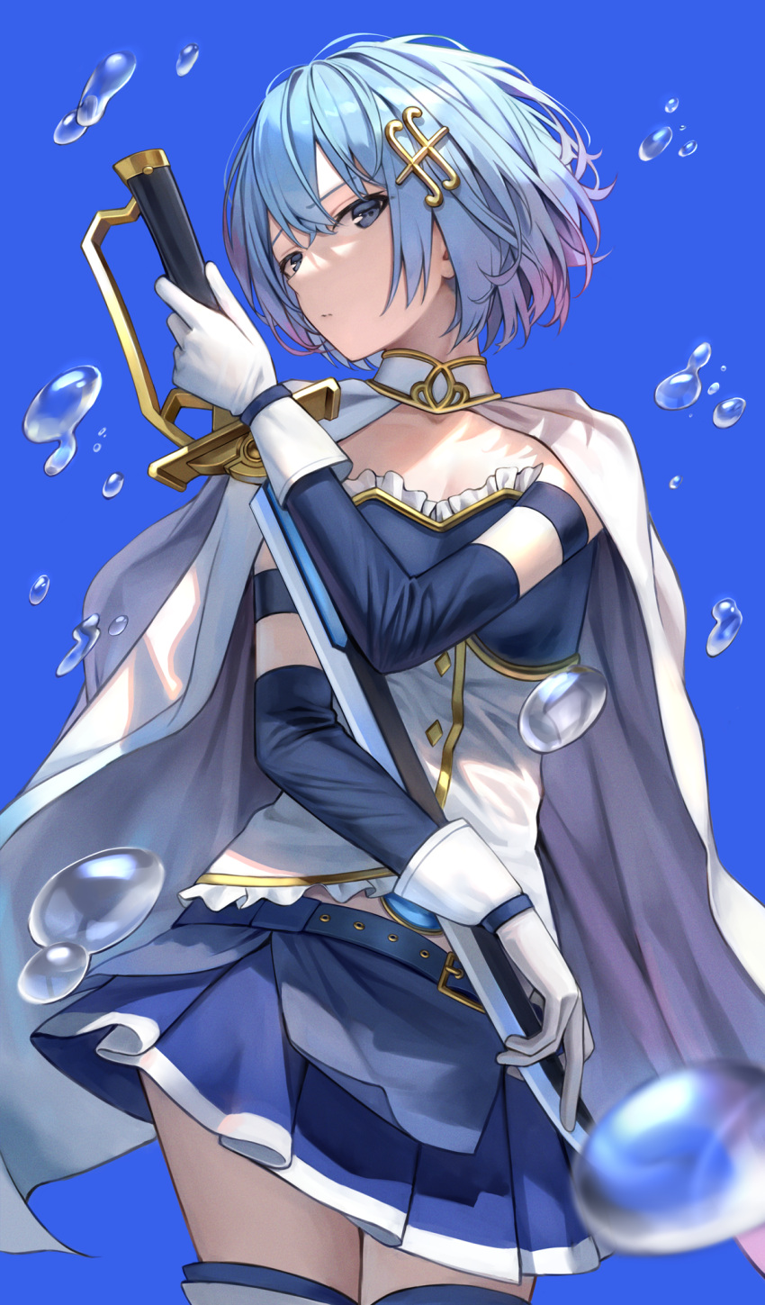 1girl blue_background blue_eyes blue_hair cape closed_mouth fortissimo fortissimo_hair_ornament gloves hair_ornament hairclip highres holding holding_sword holding_weapon looking_at_viewer magical_girl mahou_shoujo_madoka_magica miki_sayaka short_hair simple_background solo soul_gem superpig sword thigh-highs weapon white_cape white_gloves white_legwear
