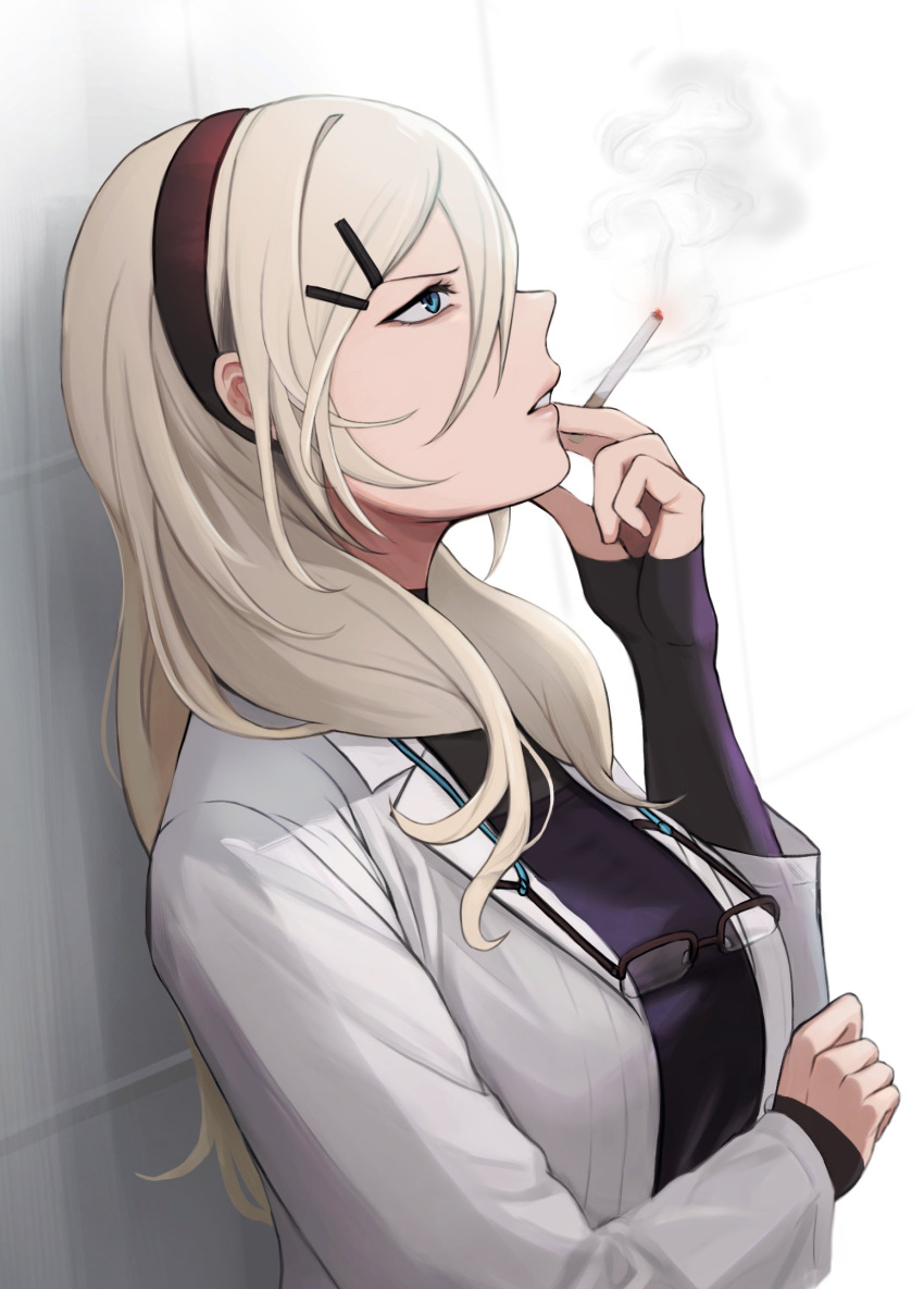 1girl bangs blonde_hair blue_eyes breasts cigarette eyebrows_visible_through_hair eyewear_removed girls_frontline hair_ornament hairband hairclip highres holding holding_cigarette leaning_back lips long_hair looking_up open_mouth purple_shirt red_hairband shaw_(girls'_frontline) shirt simple_background smoke solo standing teeth upper_body white_robe yotsuyama_(yomo8ama)