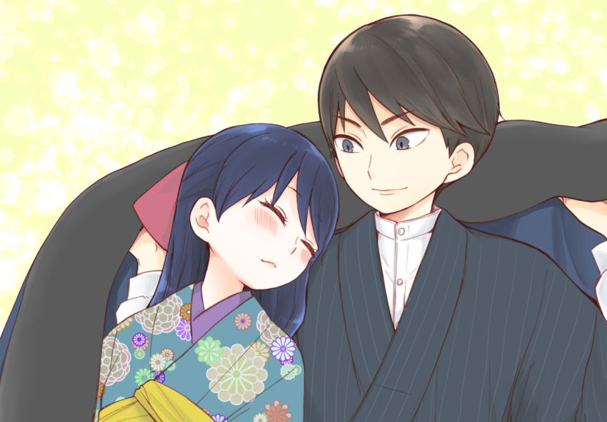 1boy 1girl ^_^ bangs black_hair blanket blue_kimono blush brother_and_sister closed_eyes closed_mouth dark_blue_hair eyebrows_visible_through_hair facing_to_the_side floral_print green_background grey_eyes half_updo han'eri hands_up happy head_on_another's_shoulder high_collar japanese_clothes kikumon kimono leaning_on_person leaning_to_the_side lens_flare long_hair long_sleeves looking_at_another looking_to_the_side obiage official_art print_kimono puffy_long_sleeves puffy_sleeves sana_(memechi) shima_tamahiko shima_tamako siblings side-by-side sleeping sleeping_on_person sleeping_upright smile sparkle_background striped striped_kimono swept_bangs taisho_otome_otogibanashi taishou_otome_otogibanashi tsurime upper_body vertical-striped_kimono vertical_stripes