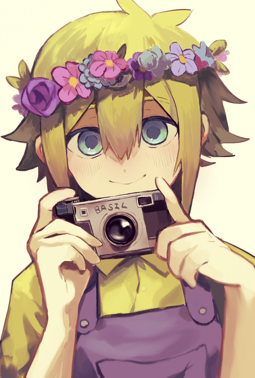 1boy 2897419513 bangs basil_(omori) blue_eyes camera collared_shirt commentary_request flower_wreath green_hair green_shirt hair_between_eyes head_wreath highres holding holding_camera looking_at_viewer male_focus omori overalls shirt short_hair simple_background smile solo upper_body white_background