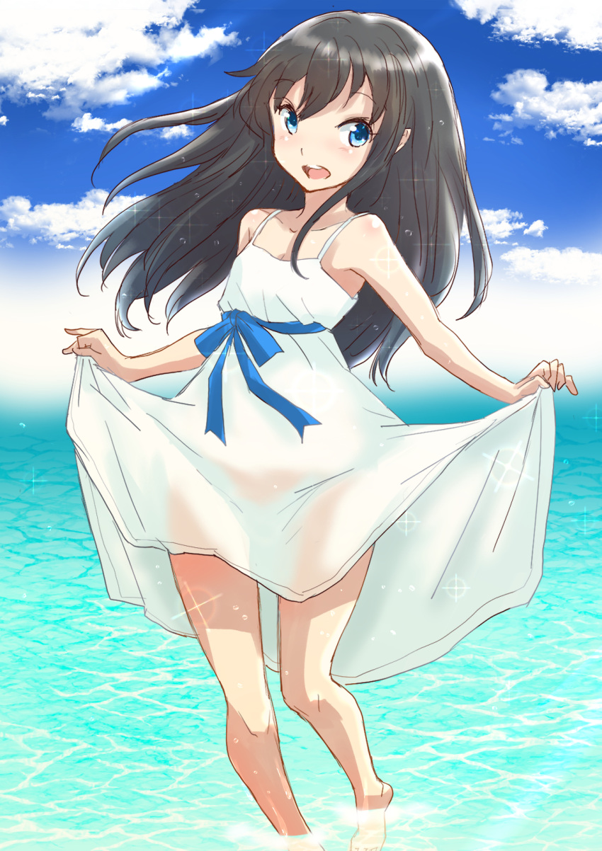 1girl alternate_costume asashio_(kancolle) bad_anatomy bad_leg barefoot black_hair blue_eyes blush clothes_lift clouds cloudy_sky collarbone day dress dress_lift eyebrows_visible_through_hair fuji_(pixiv24804665) hair_between_eyes highres kantai_collection lifted_by_self long_hair open_mouth sky smile solo sparkle teeth upper_teeth water white_dress