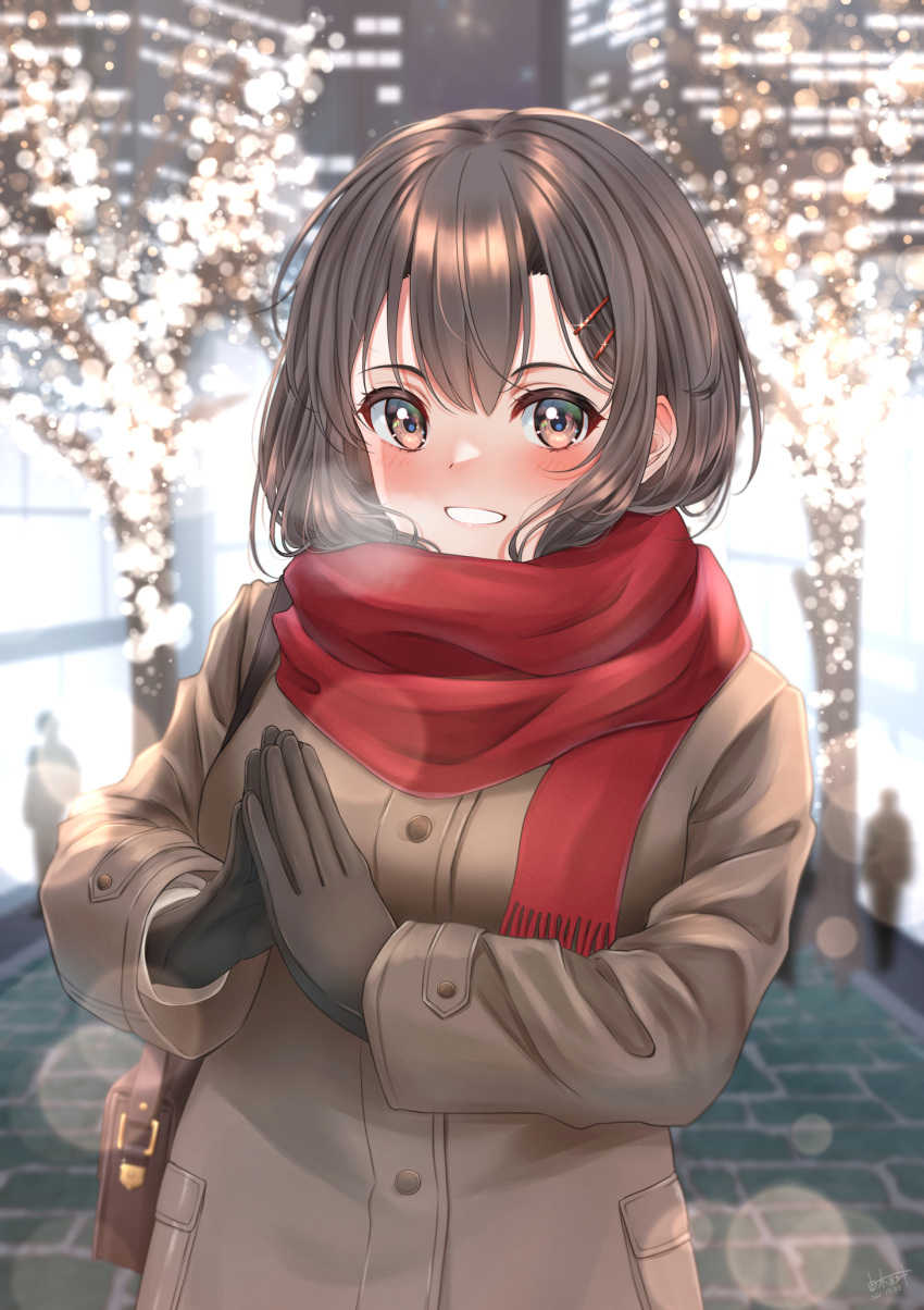 1girl bag bangs black_gloves blurry blush bokeh breasts breath brown_coat brown_eyes brown_hair christmas cityscape coat depth_of_field enpera gloves hair_ornament hairclip highres large_breasts long_sleeves looking_at_viewer night open_mouth original red_scarf scarf smile solo_focus steepled_fingers tree upper_body yoshiki_3821