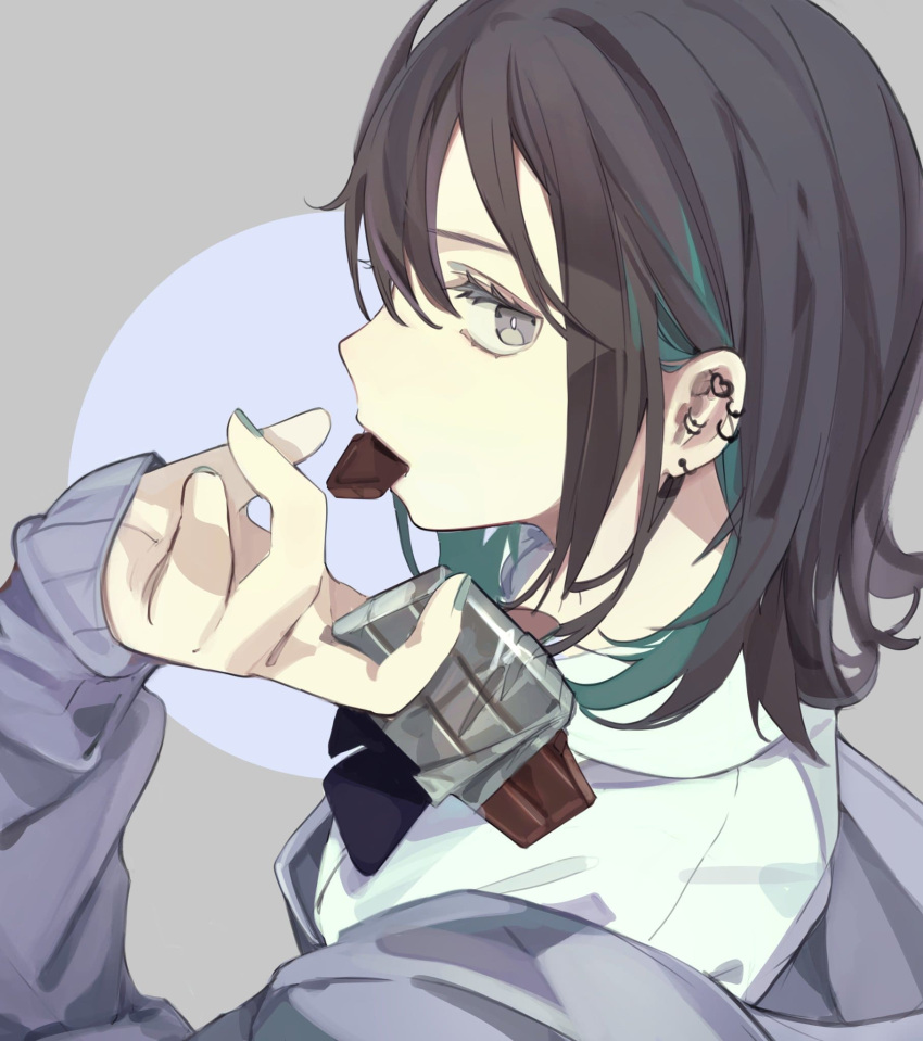 1girl aqua_nails bangs black_bow black_bowtie black_eyes black_hair boukou-chan_(tokiwata_soul) bow bowtie candy chocolate chocolate_bar colored_inner_hair commentary_request ear_piercing eyelashes food from_side green_hair grey_background grey_jacket hair_between_eyes hand_up highres hood hood_down incoming_food jacket looking_at_viewer mouth_hold multicolored_hair nail_polish original piercing shirt short_hair sideways_glance simple_background sleeves_past_wrists solo tokiwata_soul white_shirt